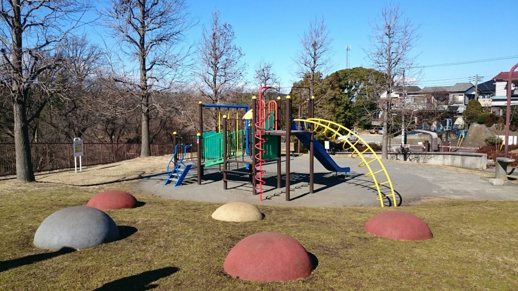 戸塚で親子で一緒に遊ぶことができる遊び場3選！【戸塚住宅公園・踊場公園こどもログハウス（ニャンぱく砦） ・東俣野中央
