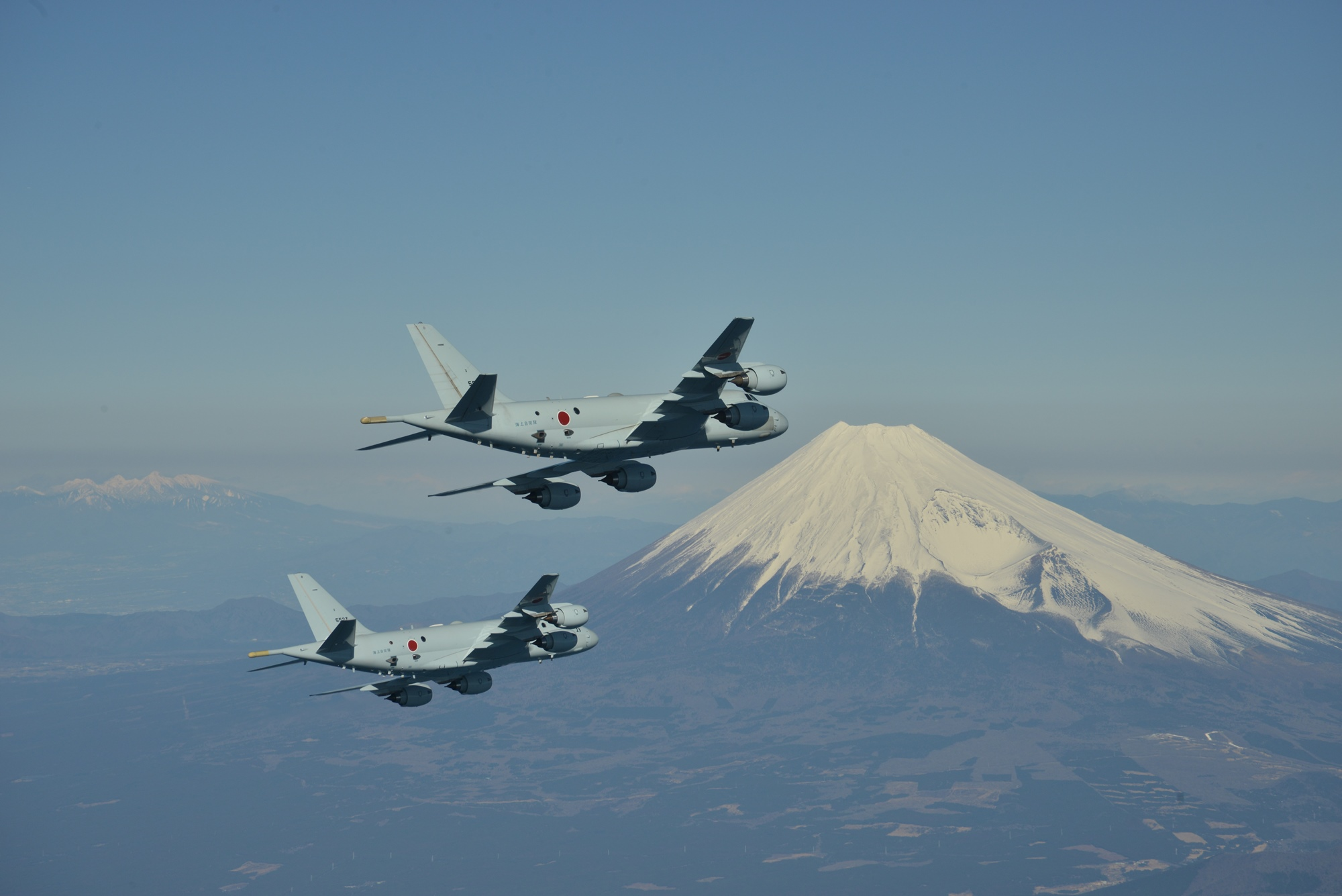 厚木海軍飛行場 春夏開催アメリカンフェスティバル 航空機に盆踊りイベント盛りだくさん 神奈川イベントプラス 親子で楽しいお得な週末お出かけ情報