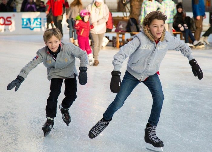 神奈川 子どもと一緒に楽しめるおすすめアイススケートリンク５選 神奈川イベントプラス 親子で楽しいお得な週末お出かけ情報